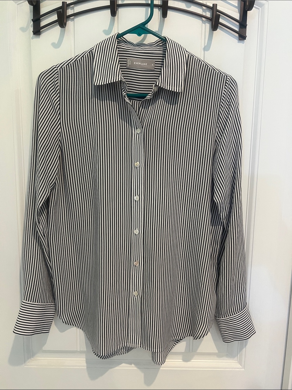 Everlane women’s Black & White Vertical Stripe silk blouse
